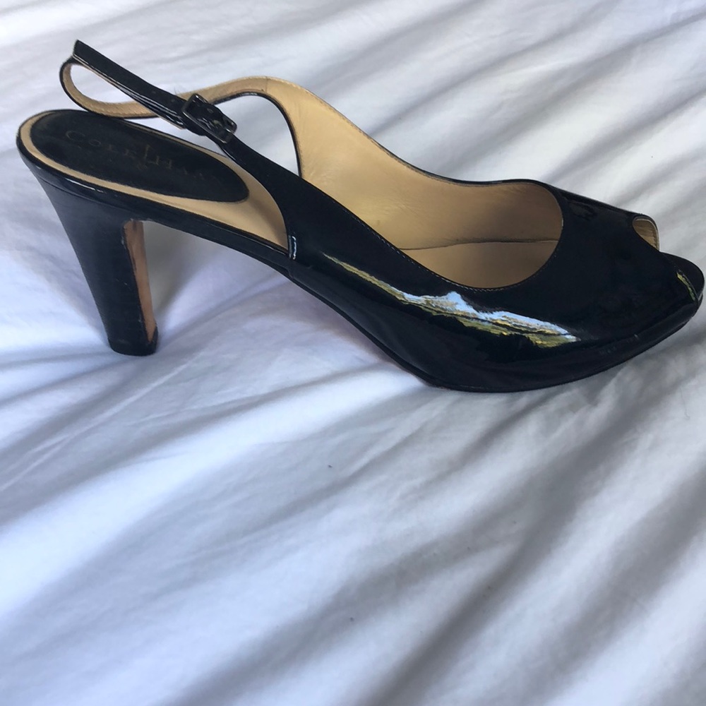 Cole Haan black patent leather open toe size 10.5